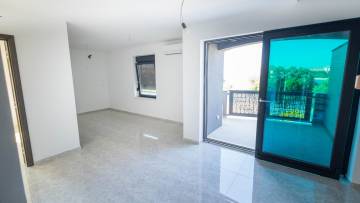 Two bedroom apartment first row to sea Pula - Pješčana Uvala Pula