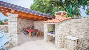 Summer kitchen