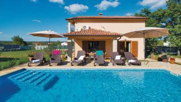 House with pool for sale Labin