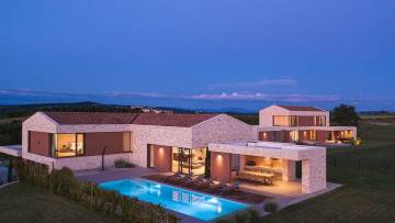 Splendida villa con vista sul mare aperto vicino a Brtonigla