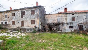 Stone houses for renovation Barban