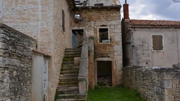 Stone house for renovation Kringa Sveti Lovreč